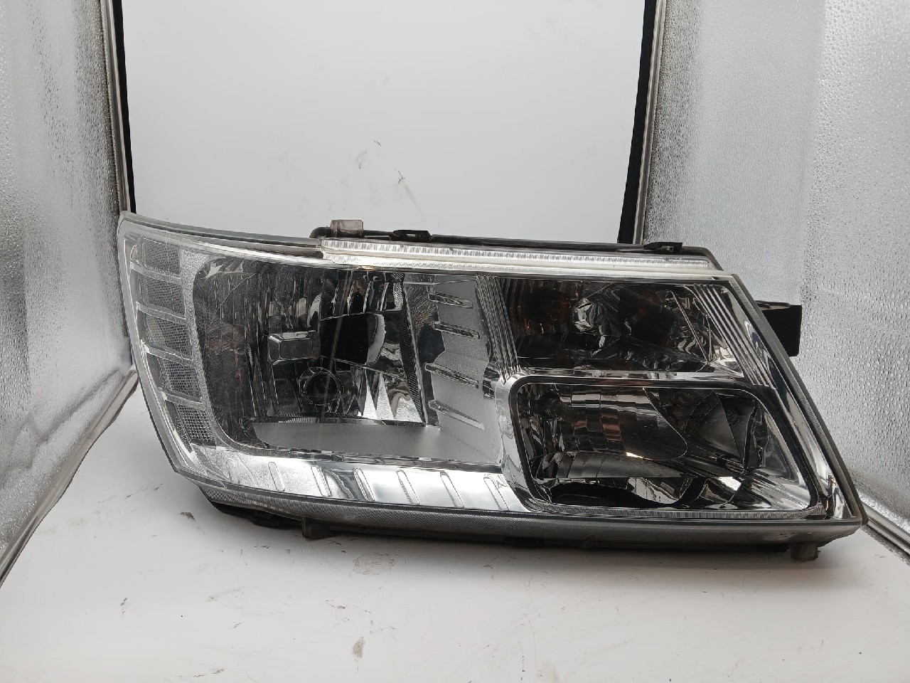 Faro ant dx FIAT FREEMONT