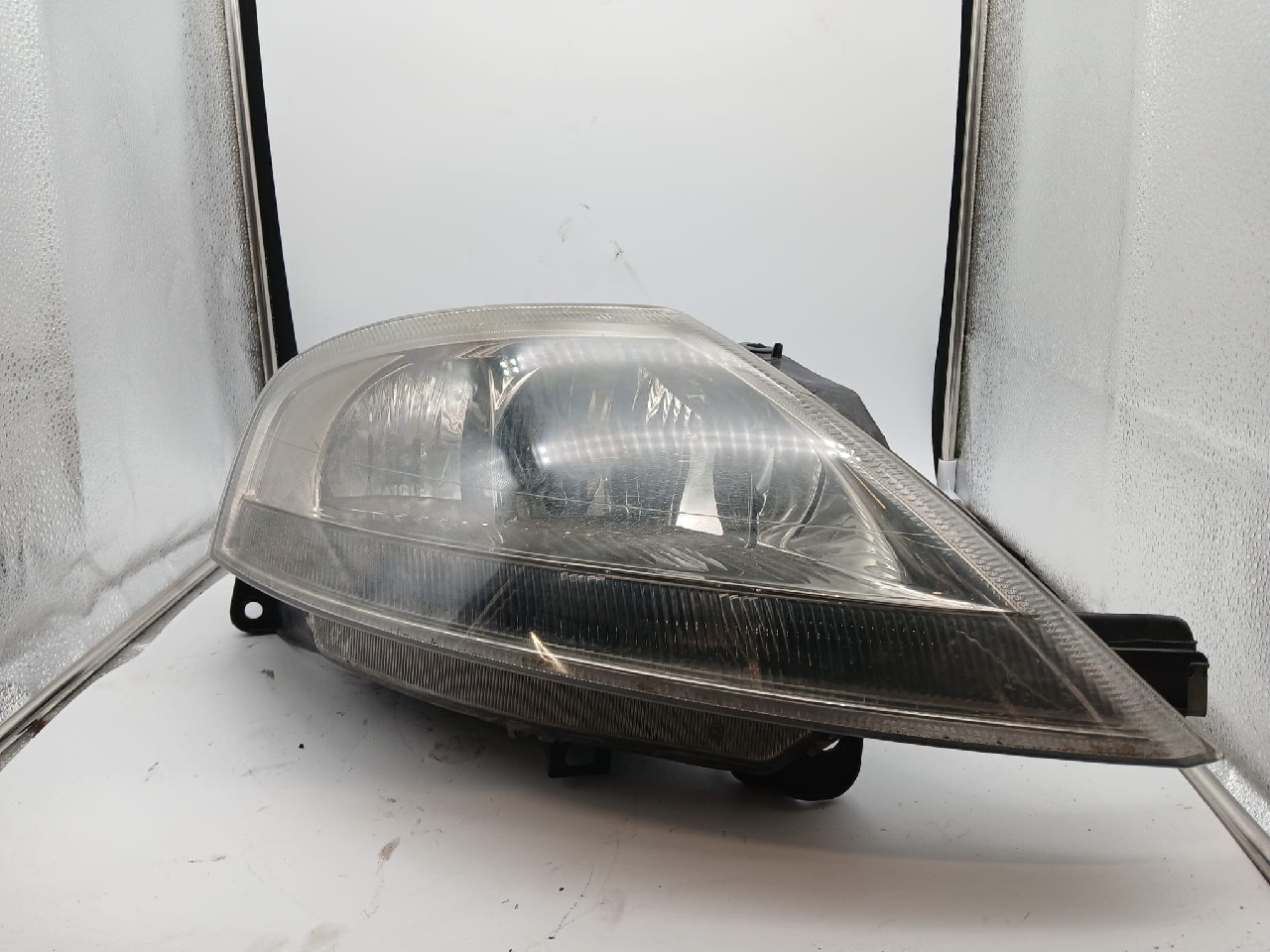 Faro ant dx CITROEN C3