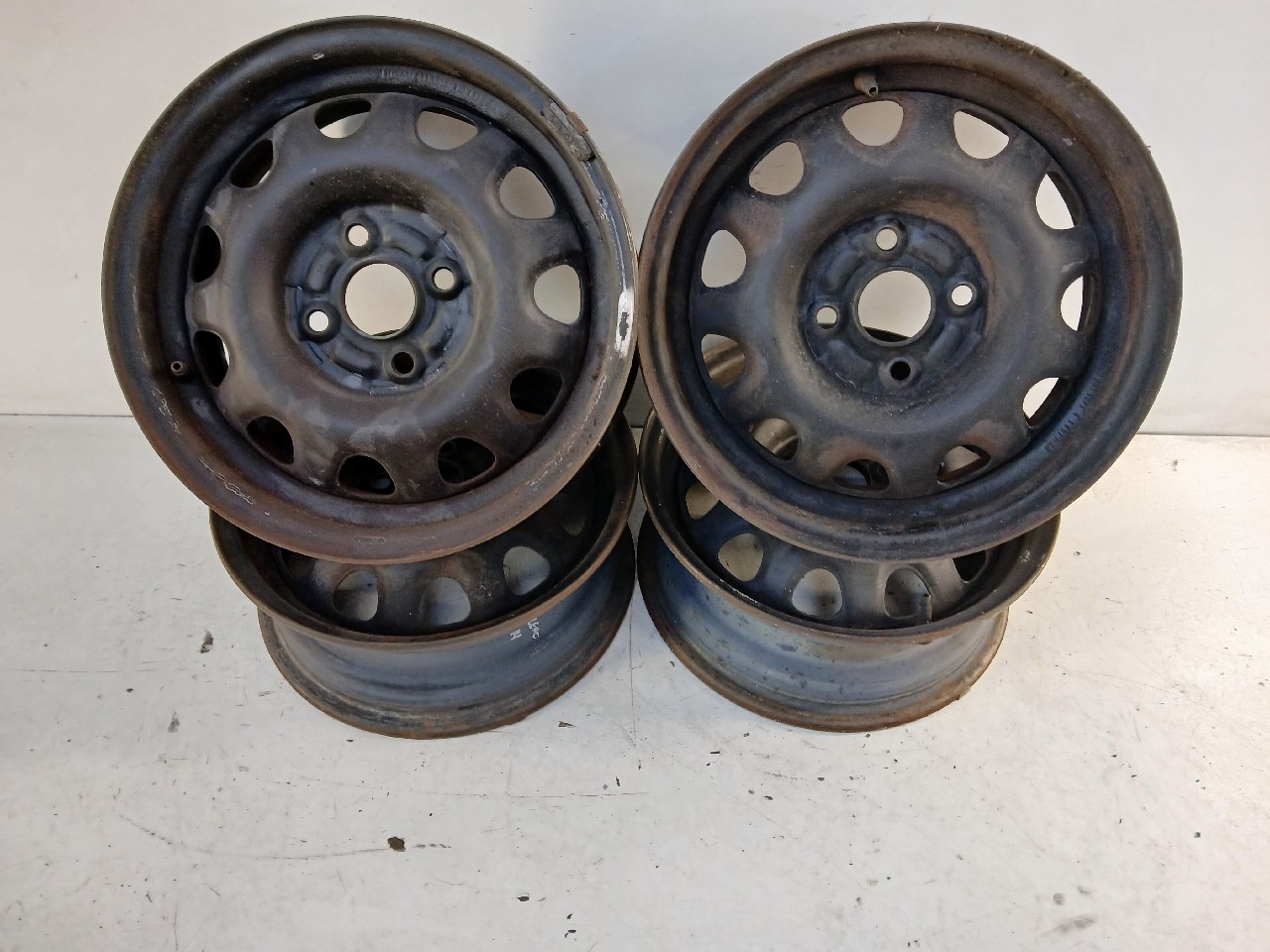 Kit cerchi in ferro SUZUKI BALENO