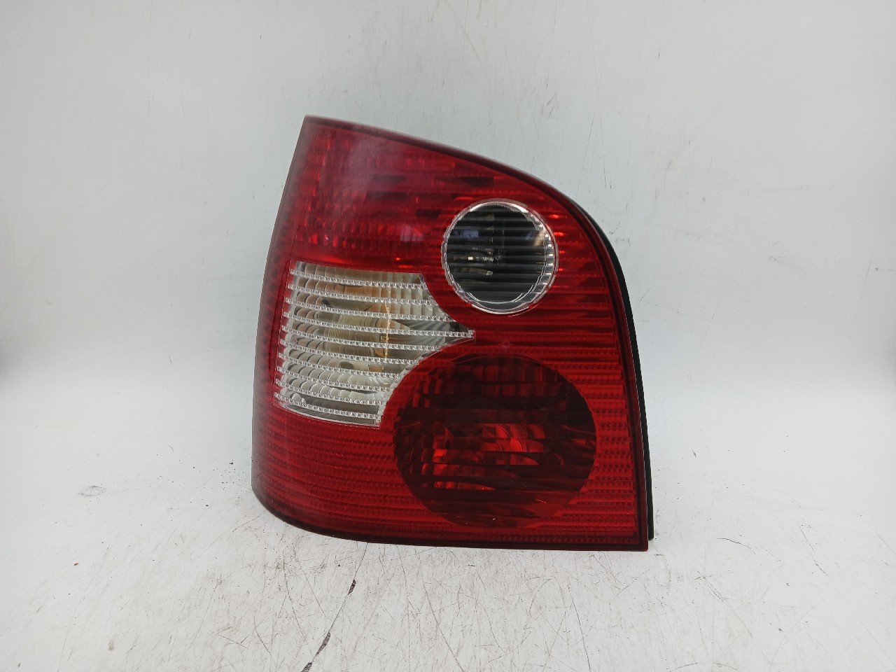 Fanale post sx VOLKSWAGEN POLO