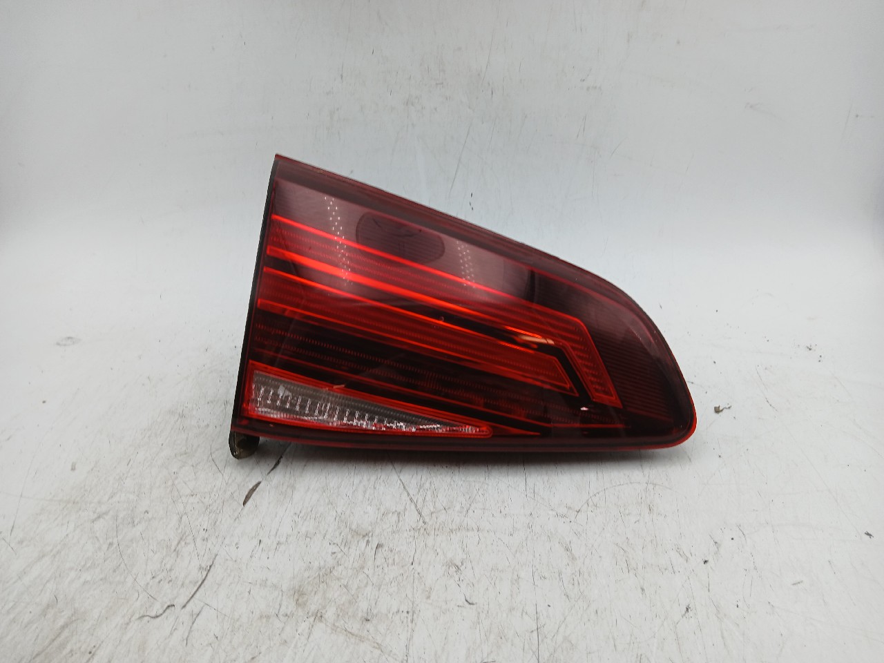 Fanale post sx VOLKSWAGEN GOLF