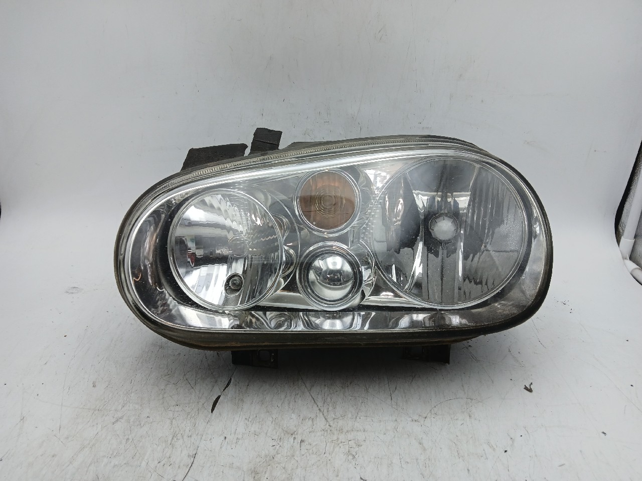 Faro ant sx VOLKSWAGEN GOLF
