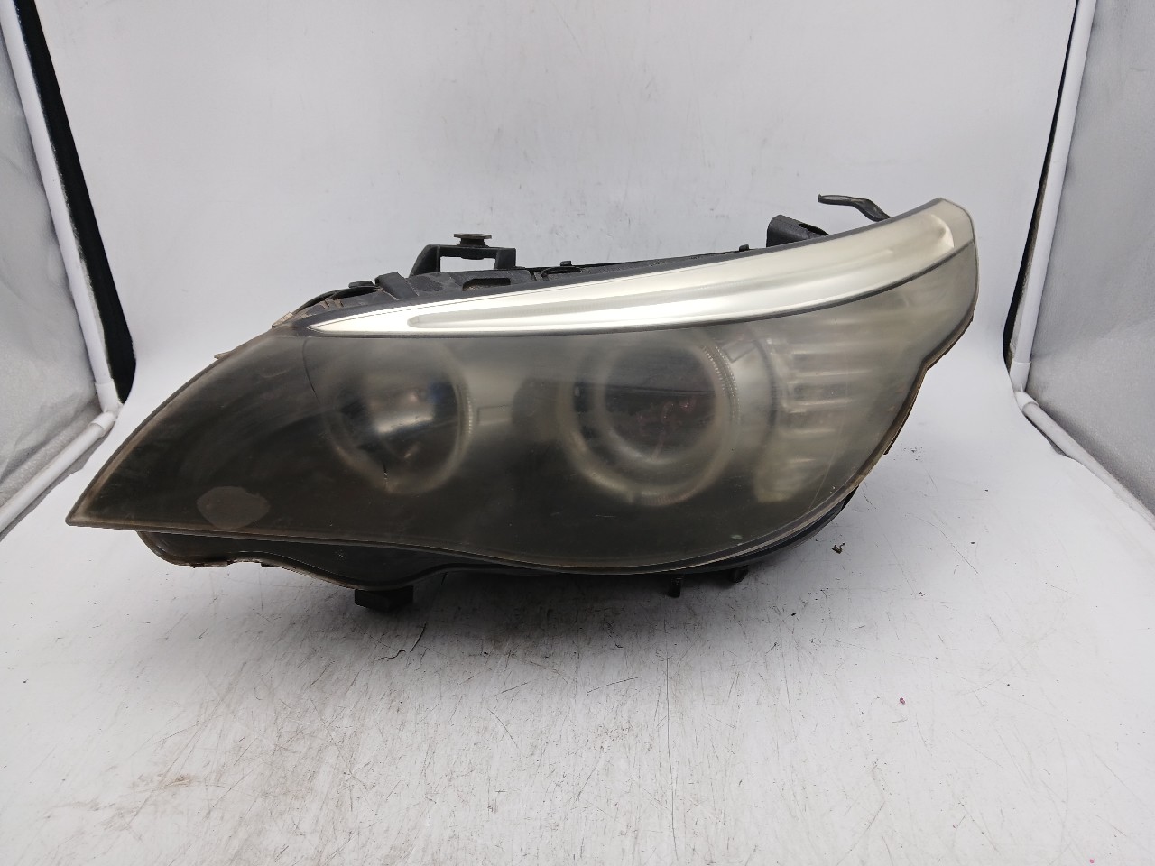 Faro ant sx BMW 5