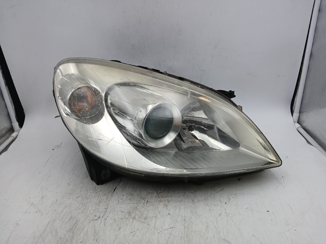 Faro ant dx MERCEDES CLASSE