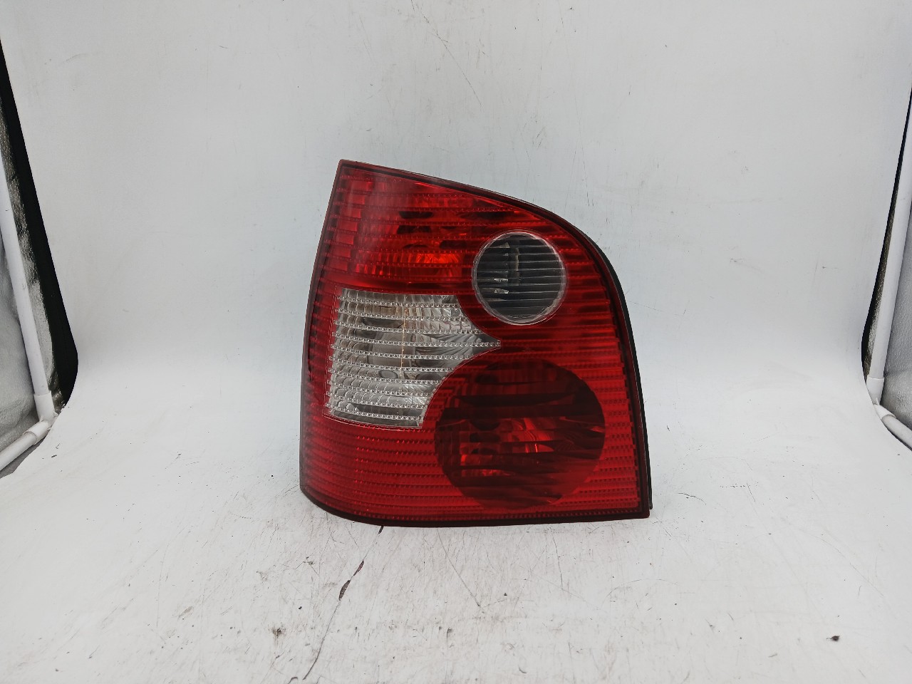 Fanale post sx VOLKSWAGEN POLO
